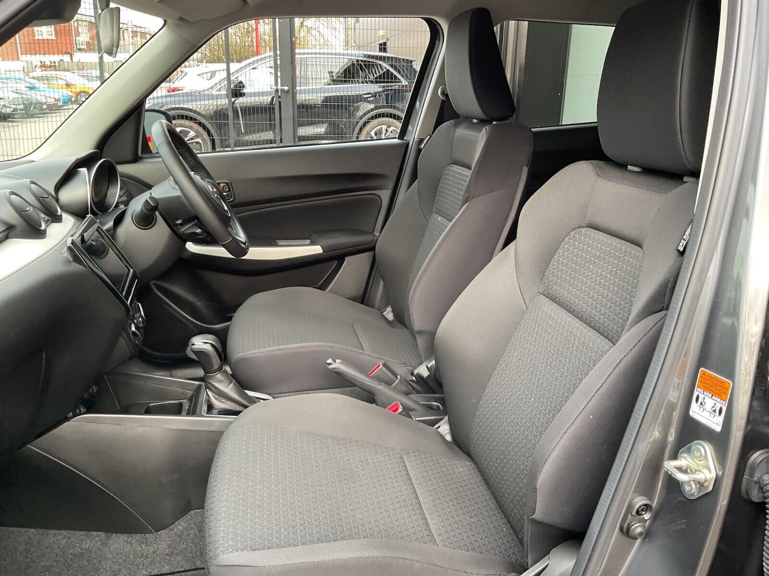 Used Suzuki Swift 2024 for sale - 76800834: Photo 30