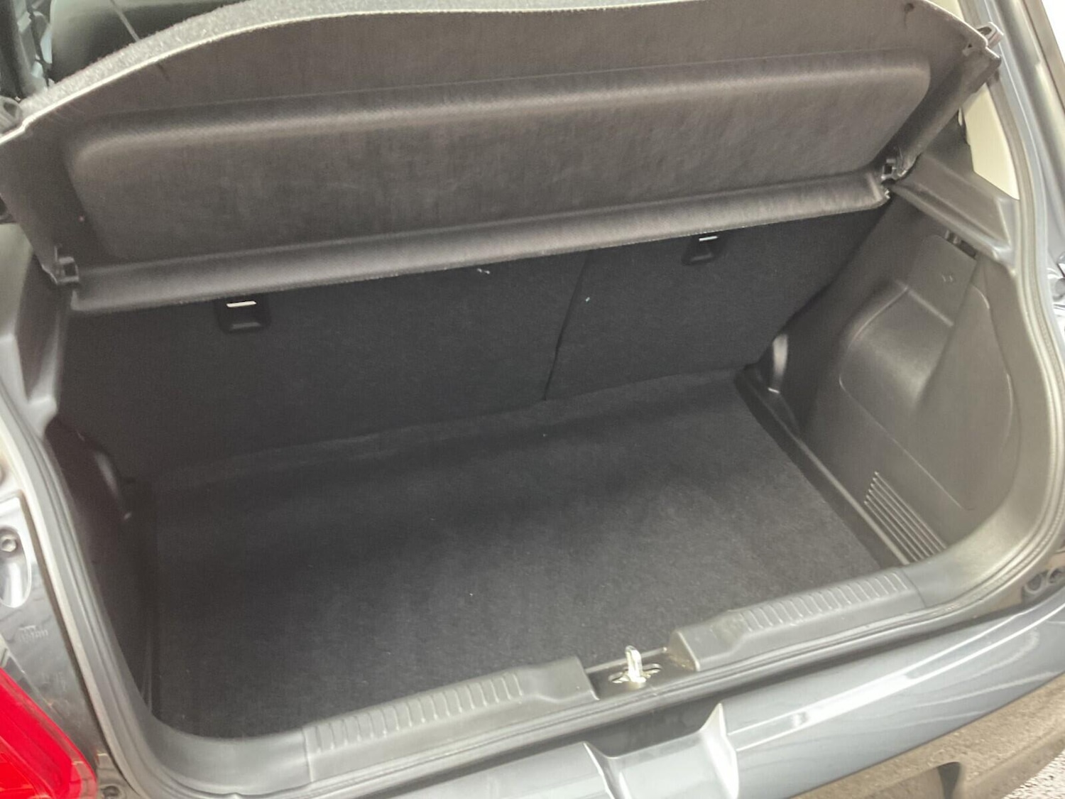 Used Suzuki Swift 2024 for sale - 76800834: Photo 35