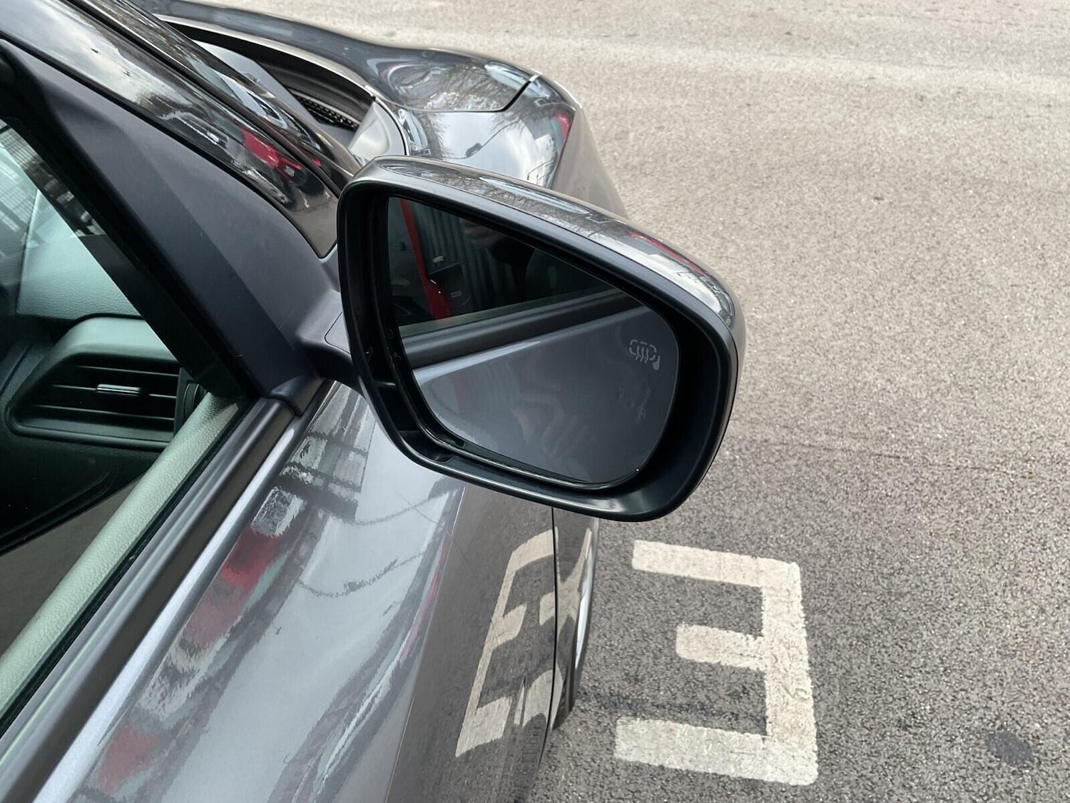 Used Suzuki Swift 2024 for sale - 76800834: Photo 9