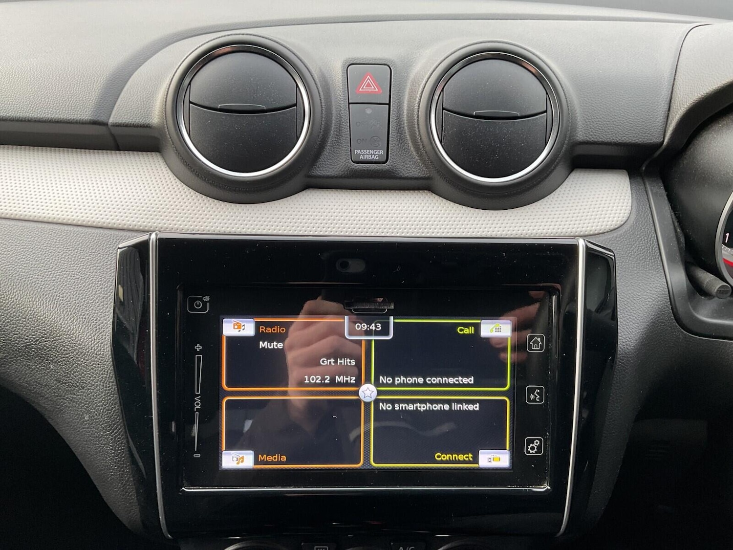 Used Suzuki Swift 2023 for sale - 76772205: Photo 20