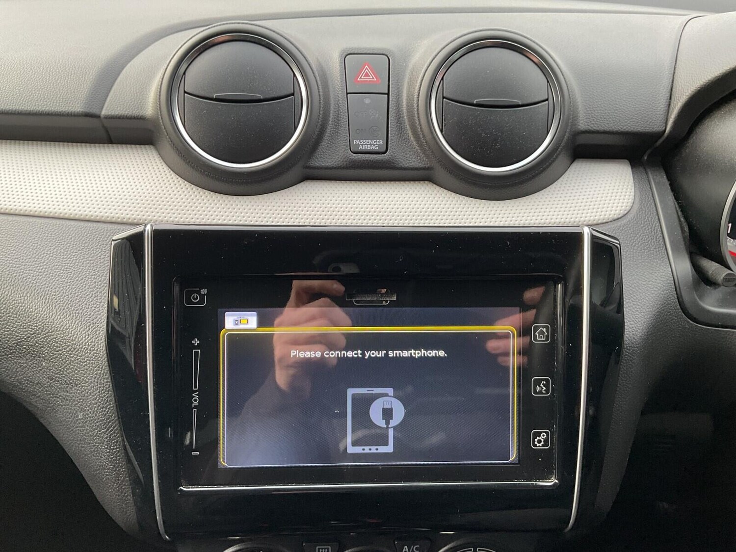 Used Suzuki Swift 2023 for sale - 76772205: Photo 24