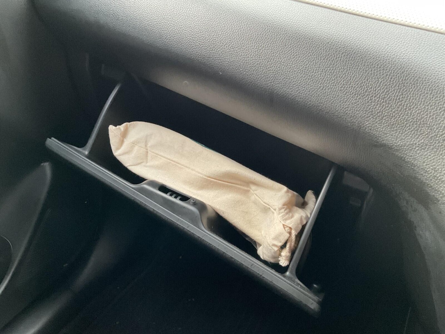 Used Suzuki Swift 2023 for sale - 76772205: Photo 28