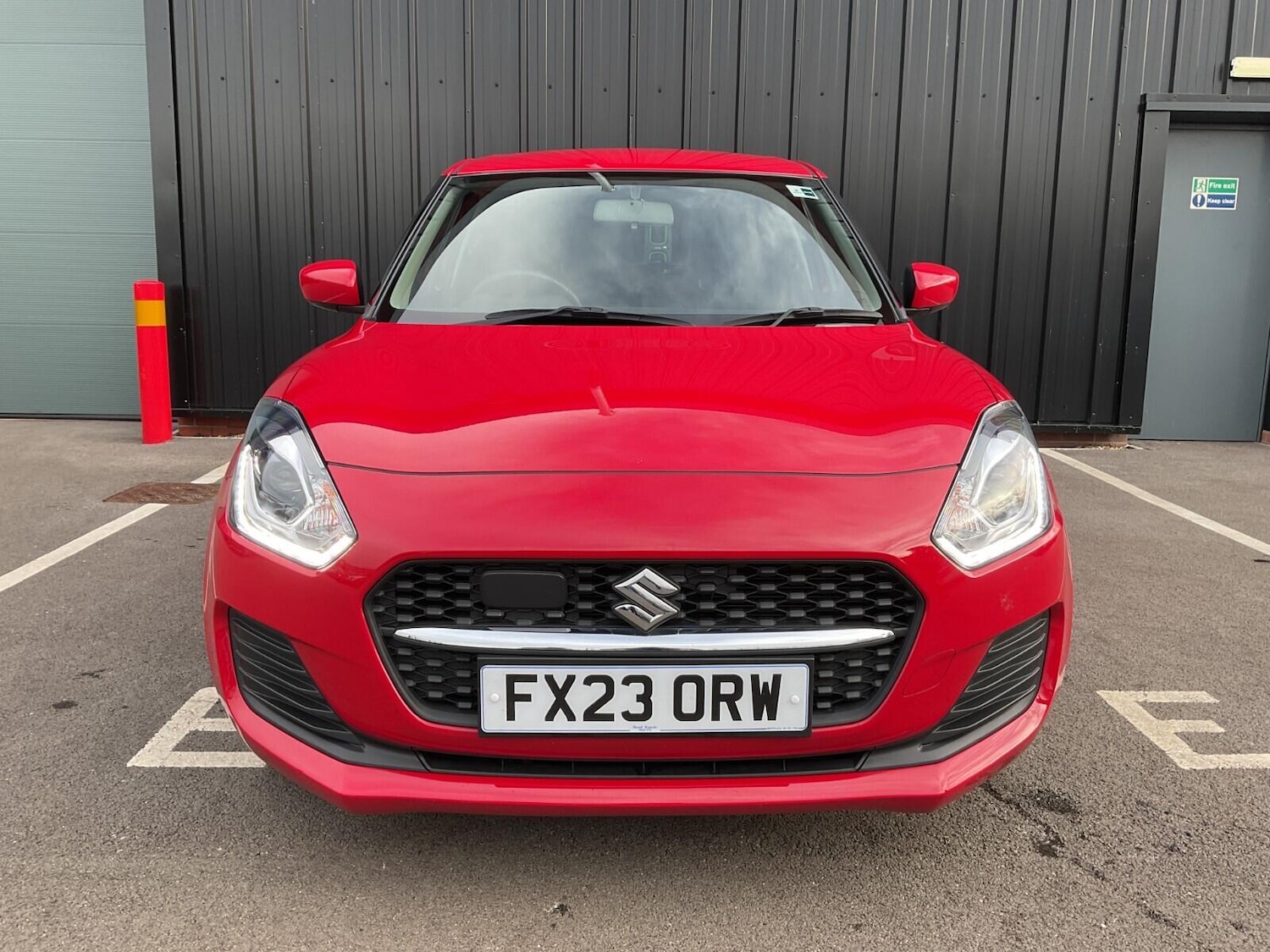 Used Suzuki Swift 2023 for sale - 76772205: Photo 6