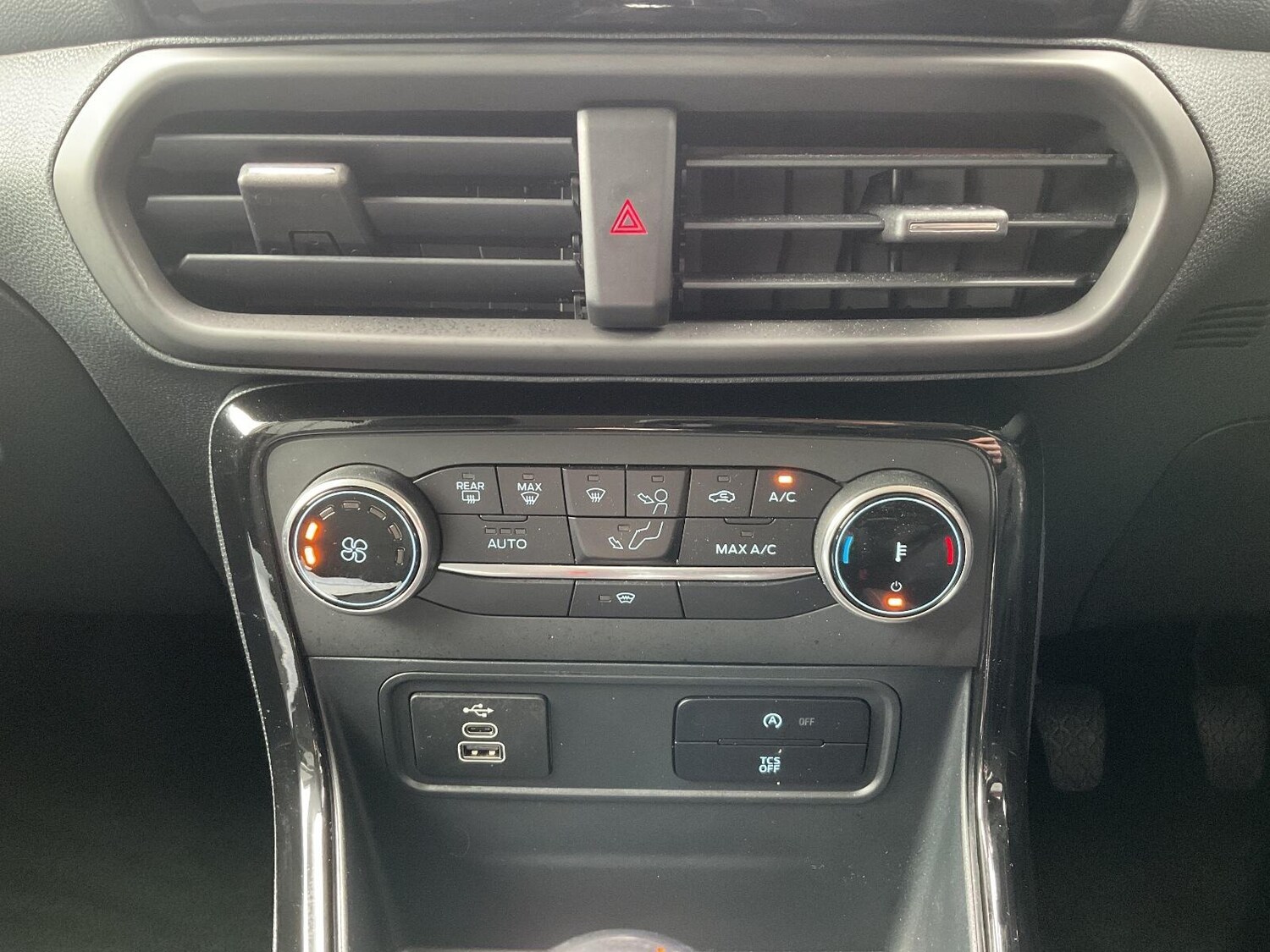 Used Ford Ecosport 2022 for sale - 76397930: Photo 16