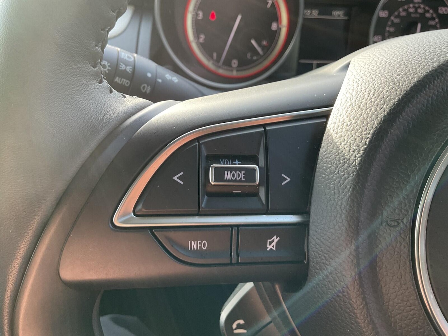 Used Suzuki Swift 2024 for sale - 76585026: Photo 12