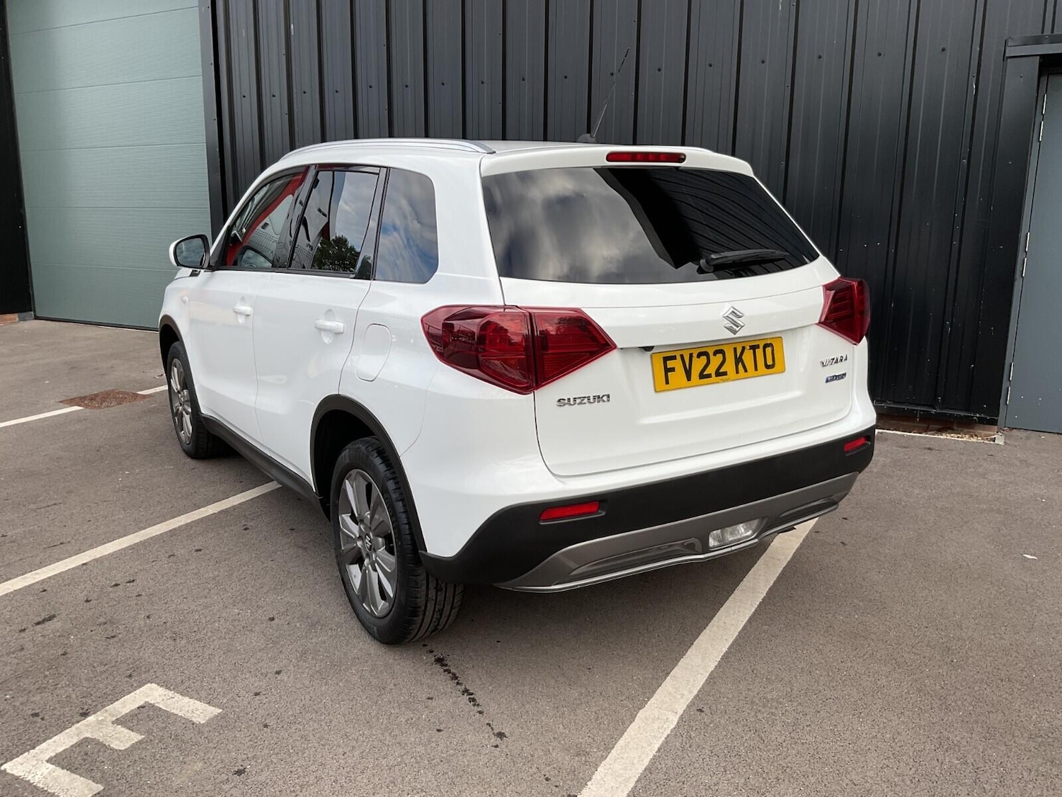 Used Suzuki Vitara 2022 for sale - 75825999: Photo 3