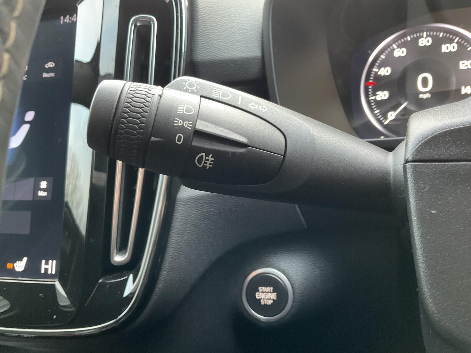 Used Volvo XC40 2019 for sale - 76735344: Photo 14