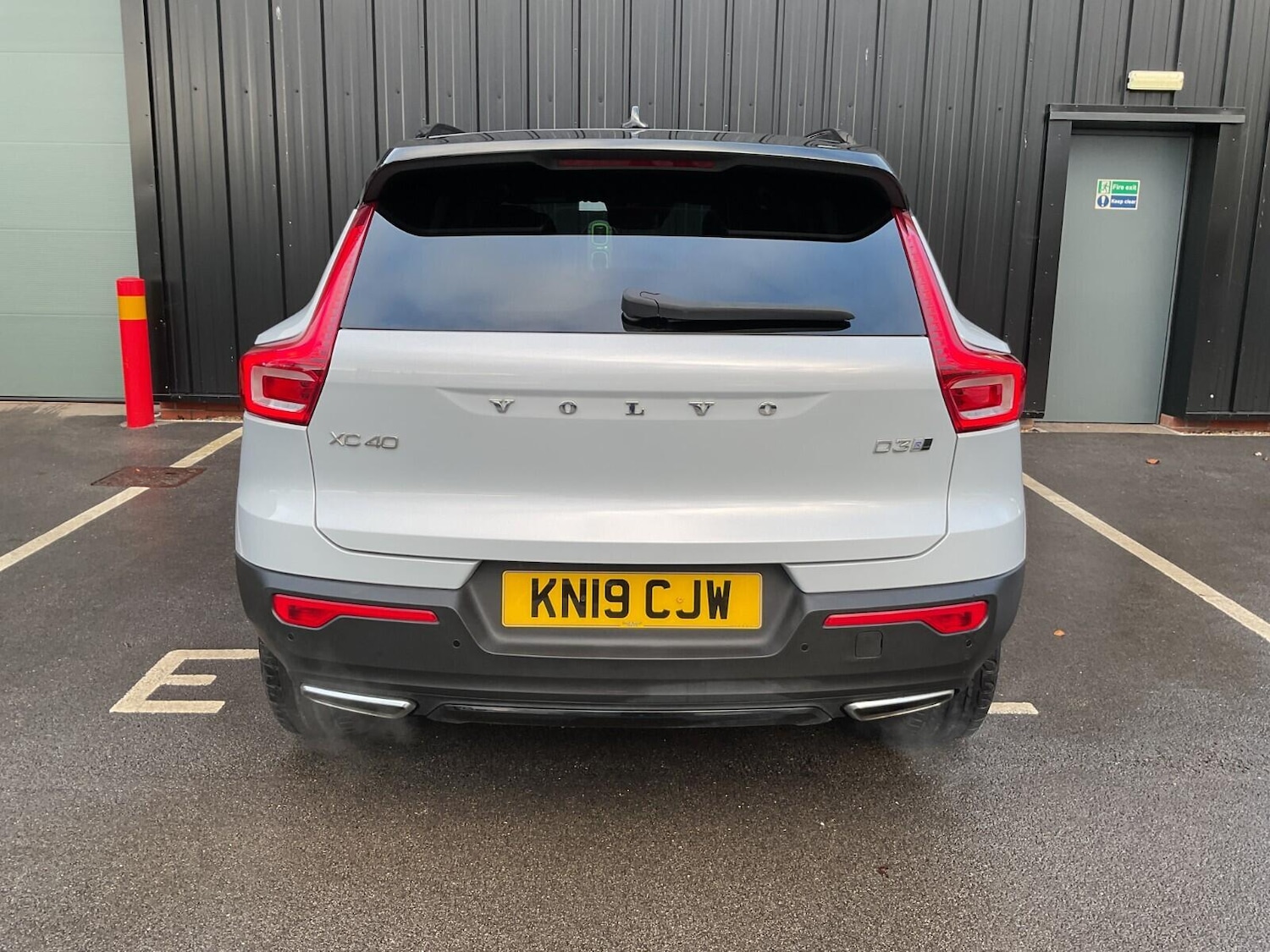 Used Volvo XC40 2019 for sale - 76735344: Photo 4