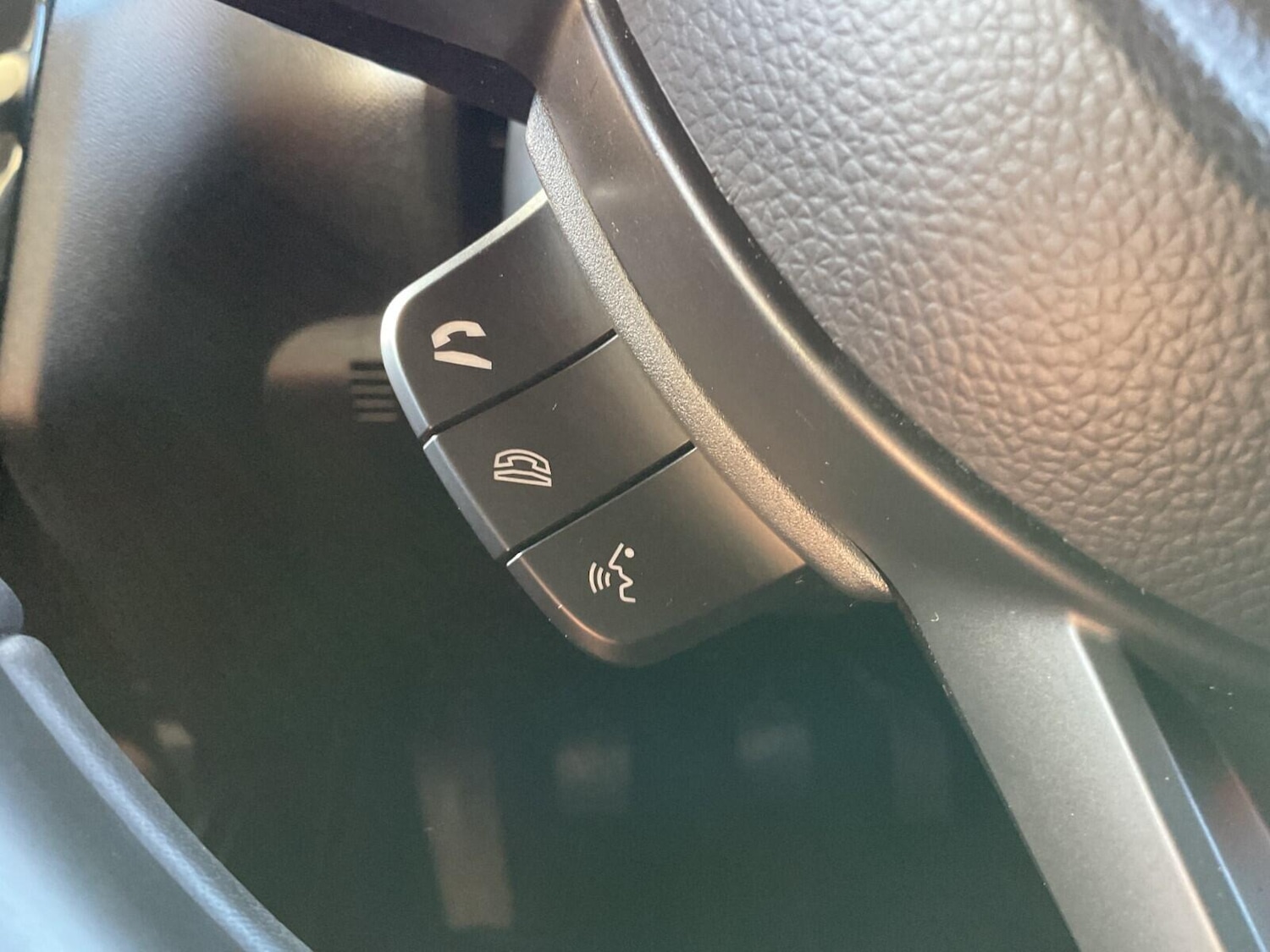 Used Suzuki Swift 2023 for sale - 76759440: Photo 14