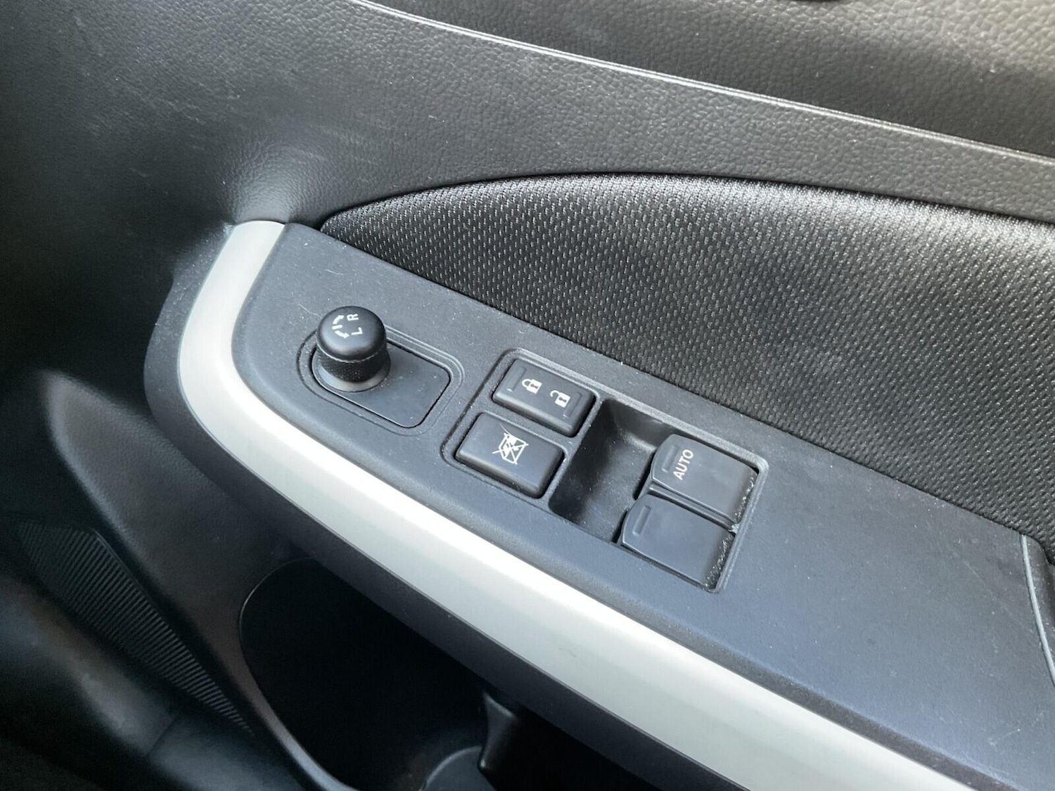 Used Suzuki Swift 2023 for sale - 76759440: Photo 18