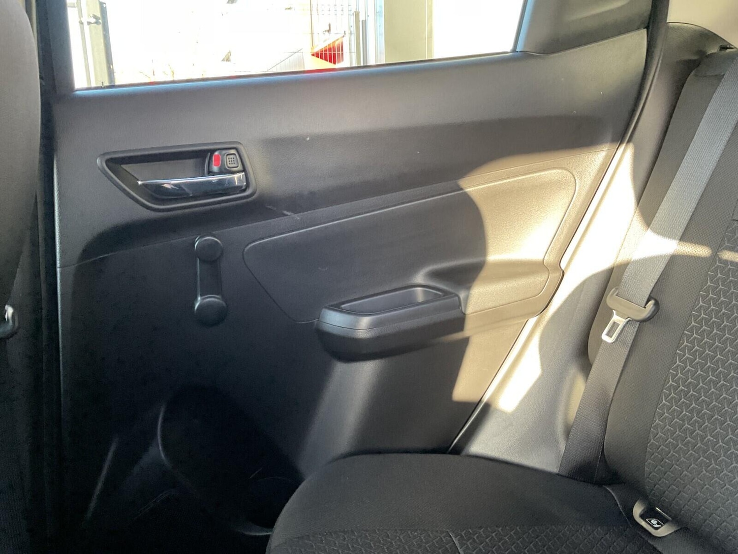 Used Suzuki Swift 2023 for sale - 76759440: Photo 28