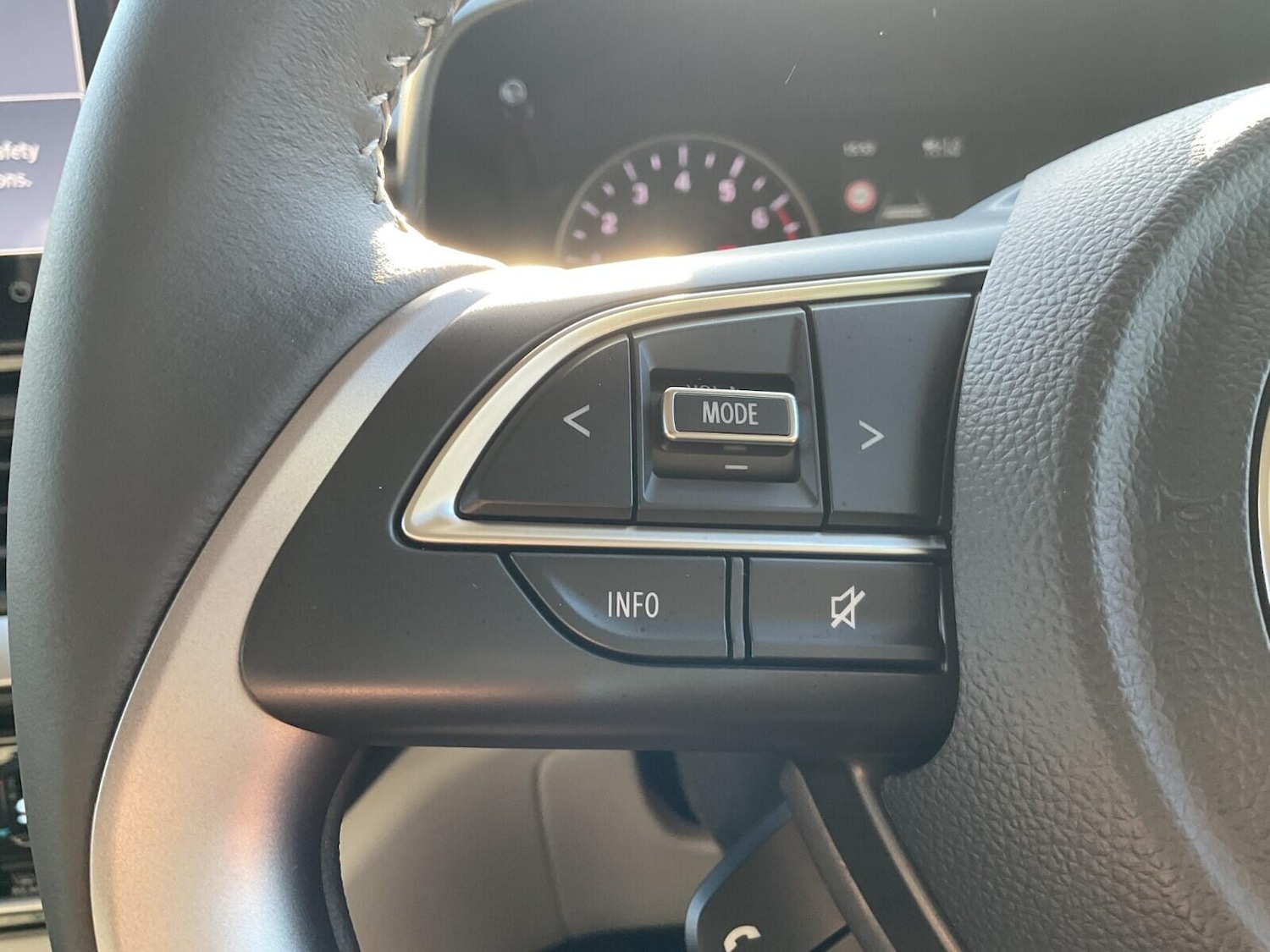 Used Suzuki Swift 2025 for sale - 76094844: Photo 11