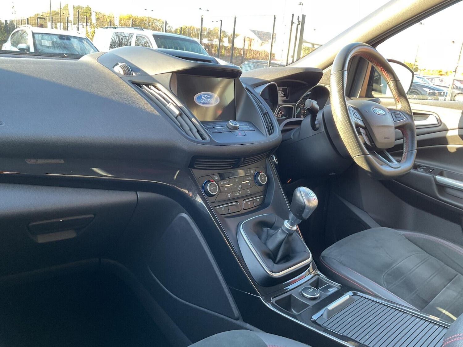 Used Ford Kuga 2019 for sale - 76360111: Photo 2