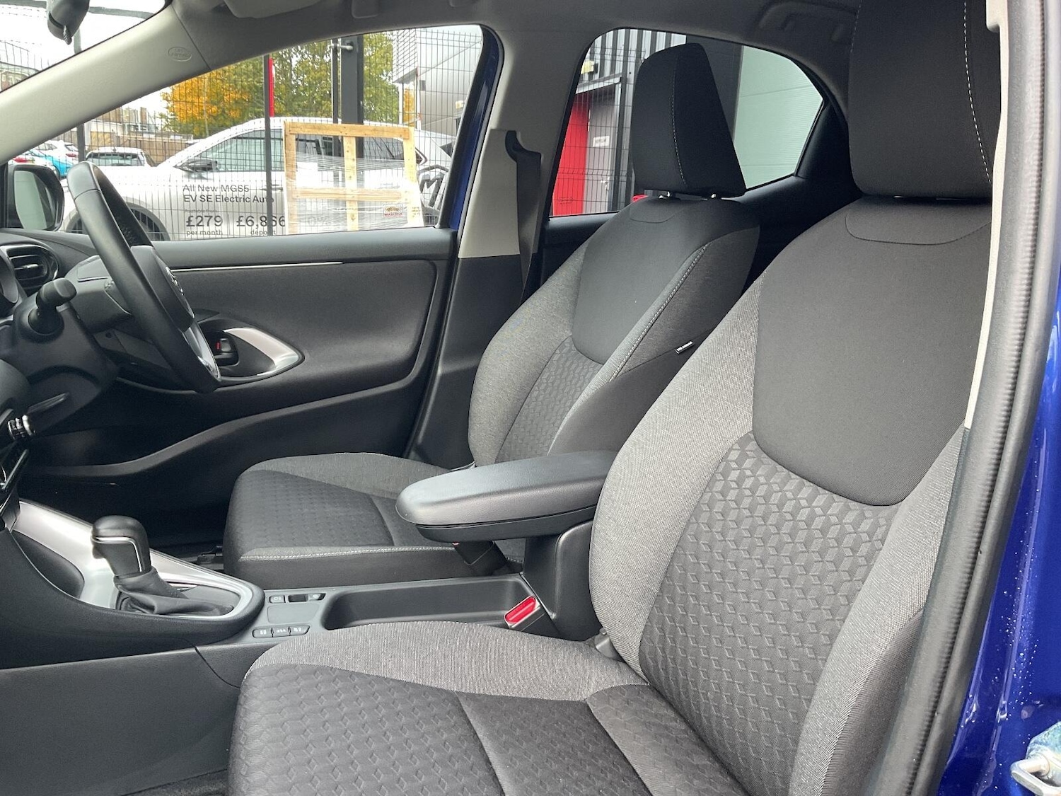 Used Toyota Yaris 2023 for sale - 77131906: Photo 22