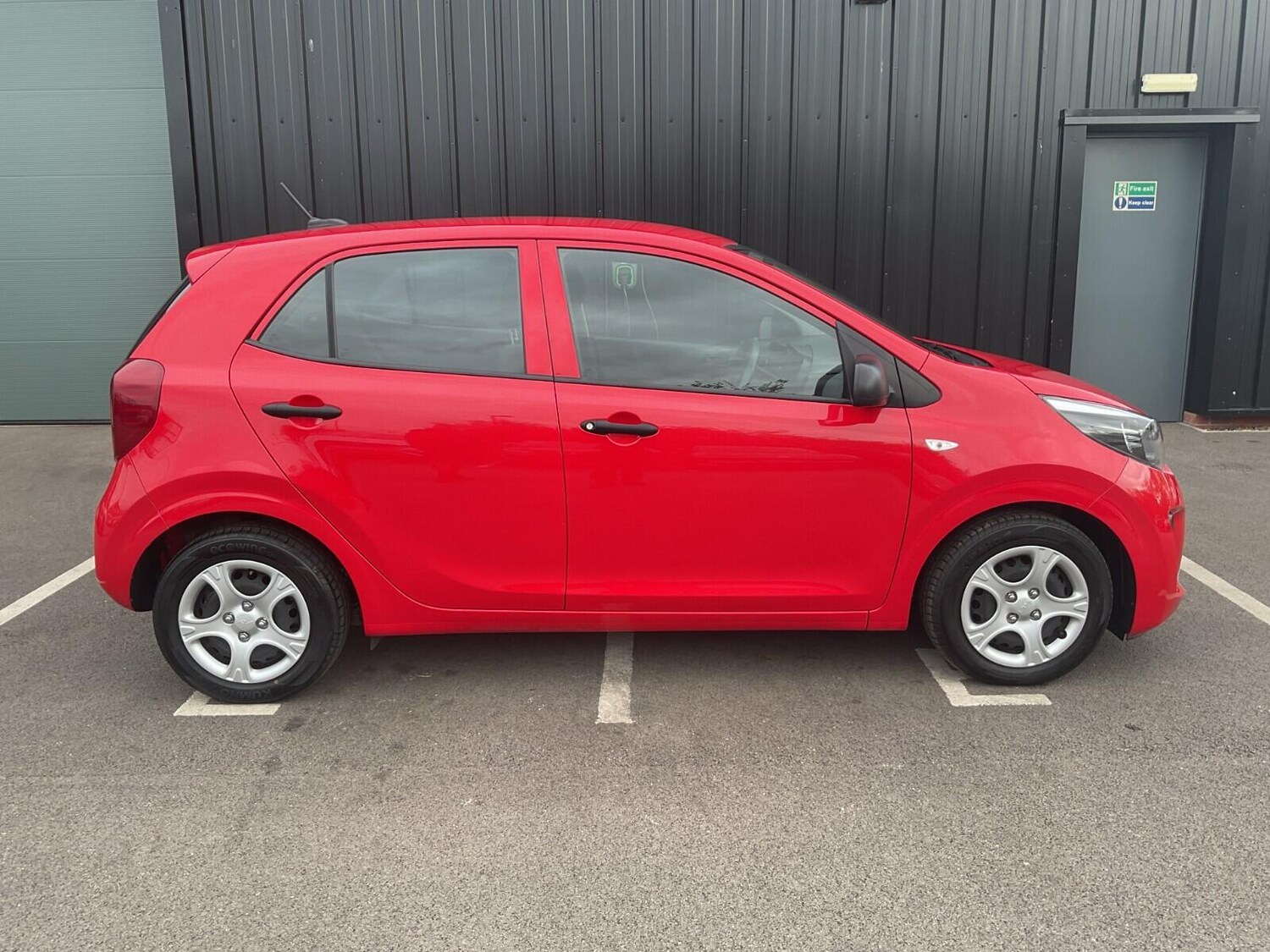 Used Kia Picanto 2022 for sale - 76247398: Photo 5