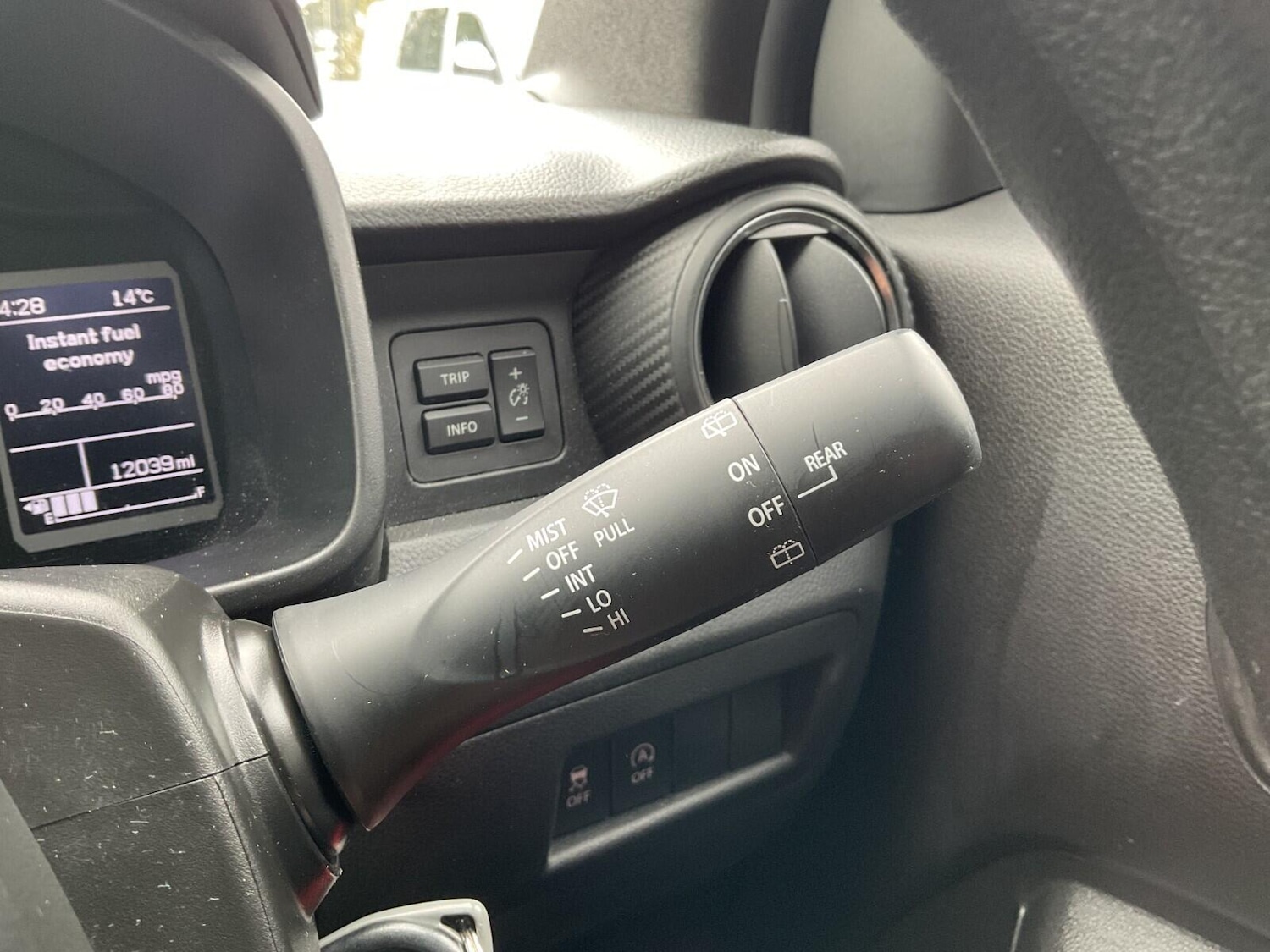 Used Suzuki Ignis 2023 for sale - 76990016: Photo 13