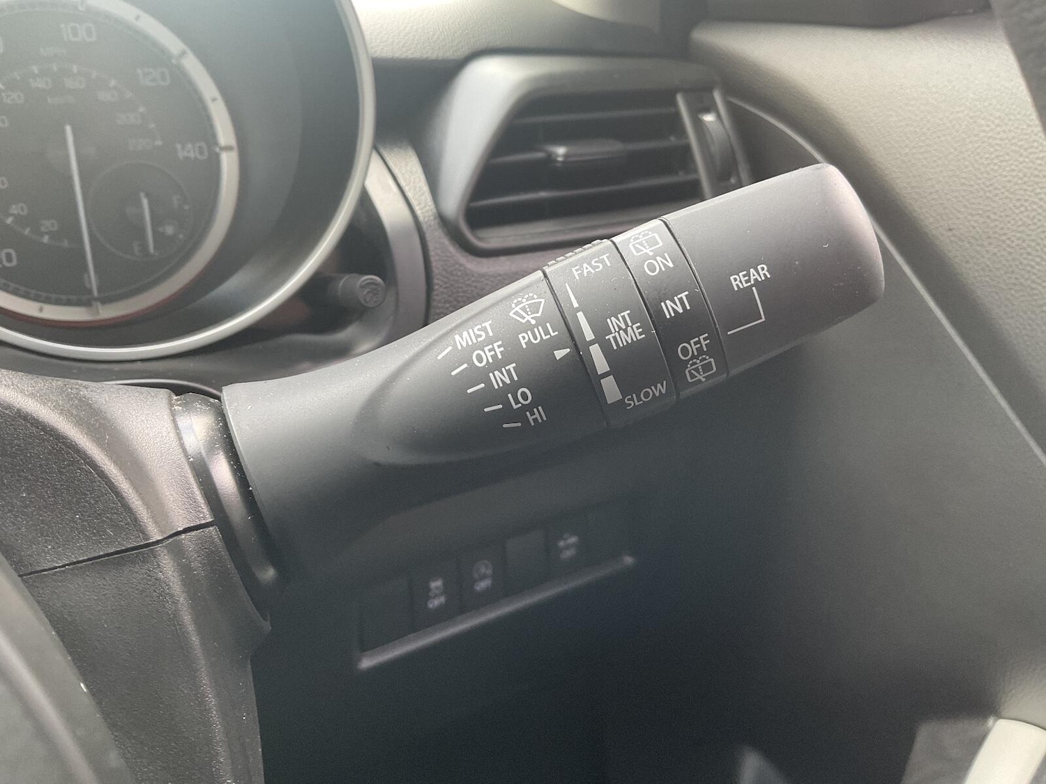 Used Suzuki Swift 2023 for sale - 76337172: Photo 15