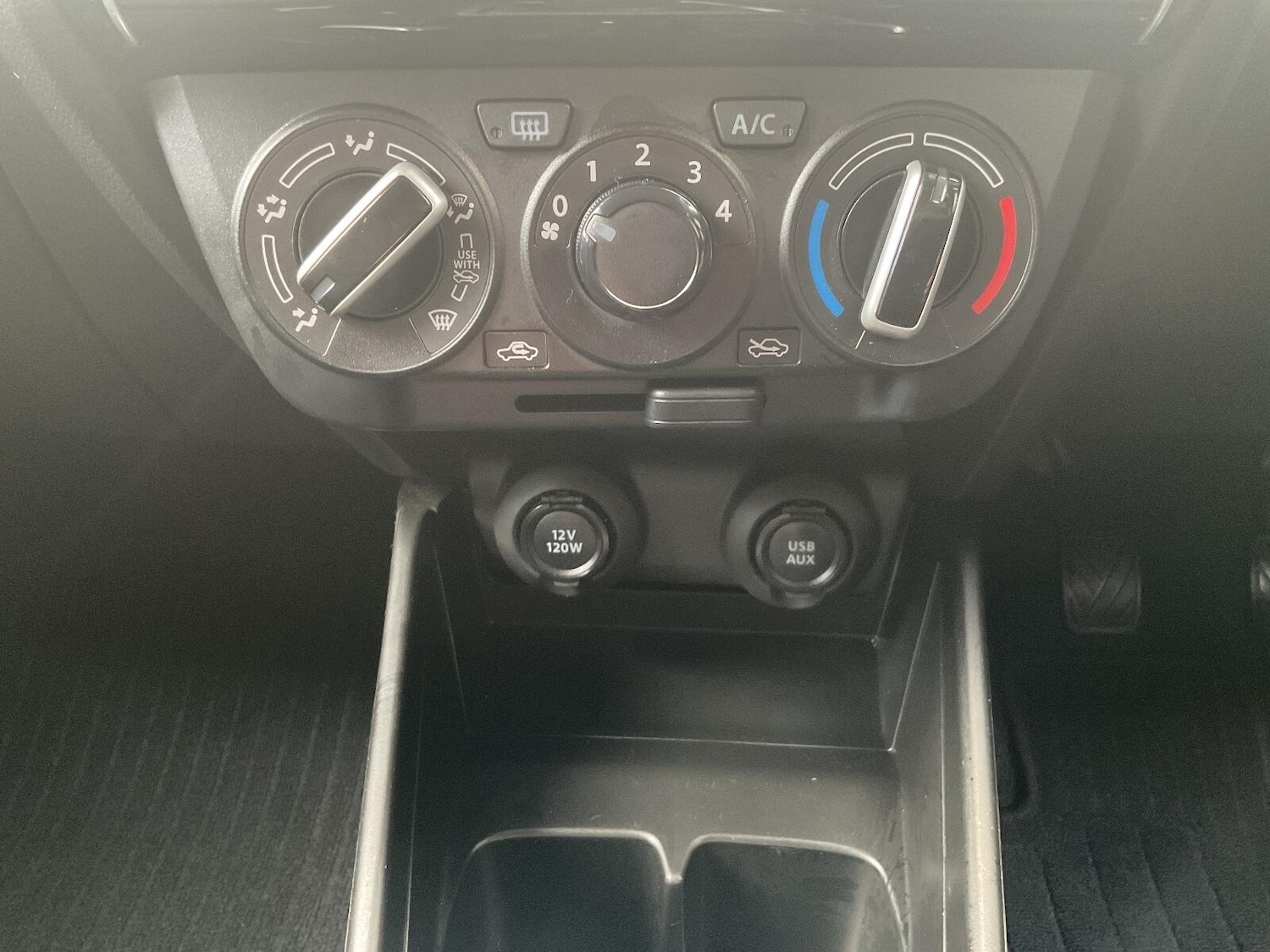 Used Suzuki Swift 2023 for sale - 76337172: Photo 19