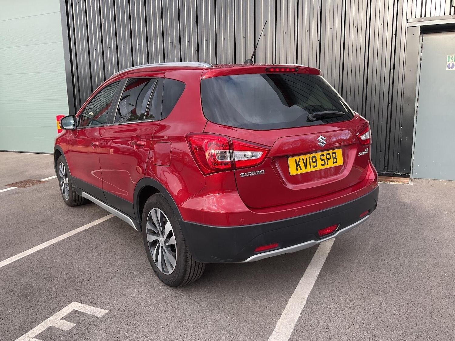 Used Suzuki SX4 S-Cross 2019 for sale - 76336197: Photo 3