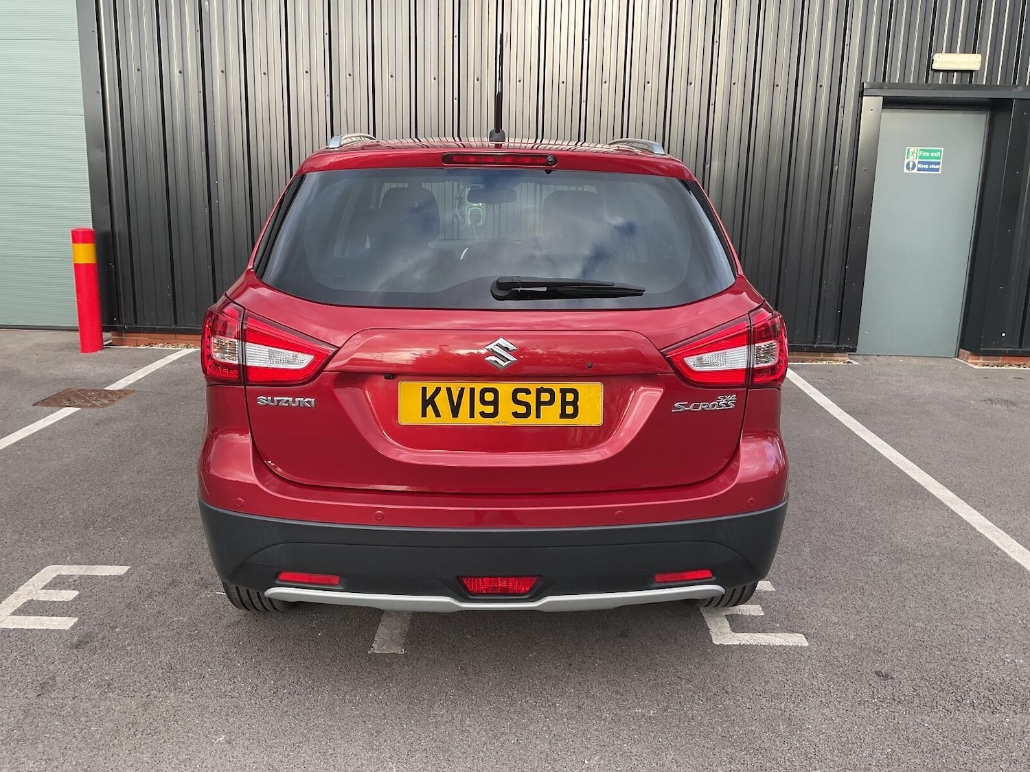 Used Suzuki SX4 S-Cross 2019 for sale - 76336197: Photo 4