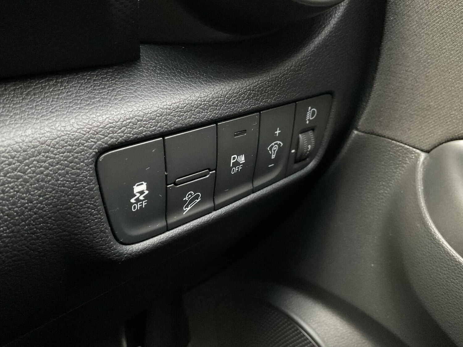 Used Hyundai KONA for sale - 77049791: Photo 16