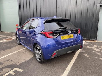 Used Toyota Yaris 2023 for sale - 76360903: Photo