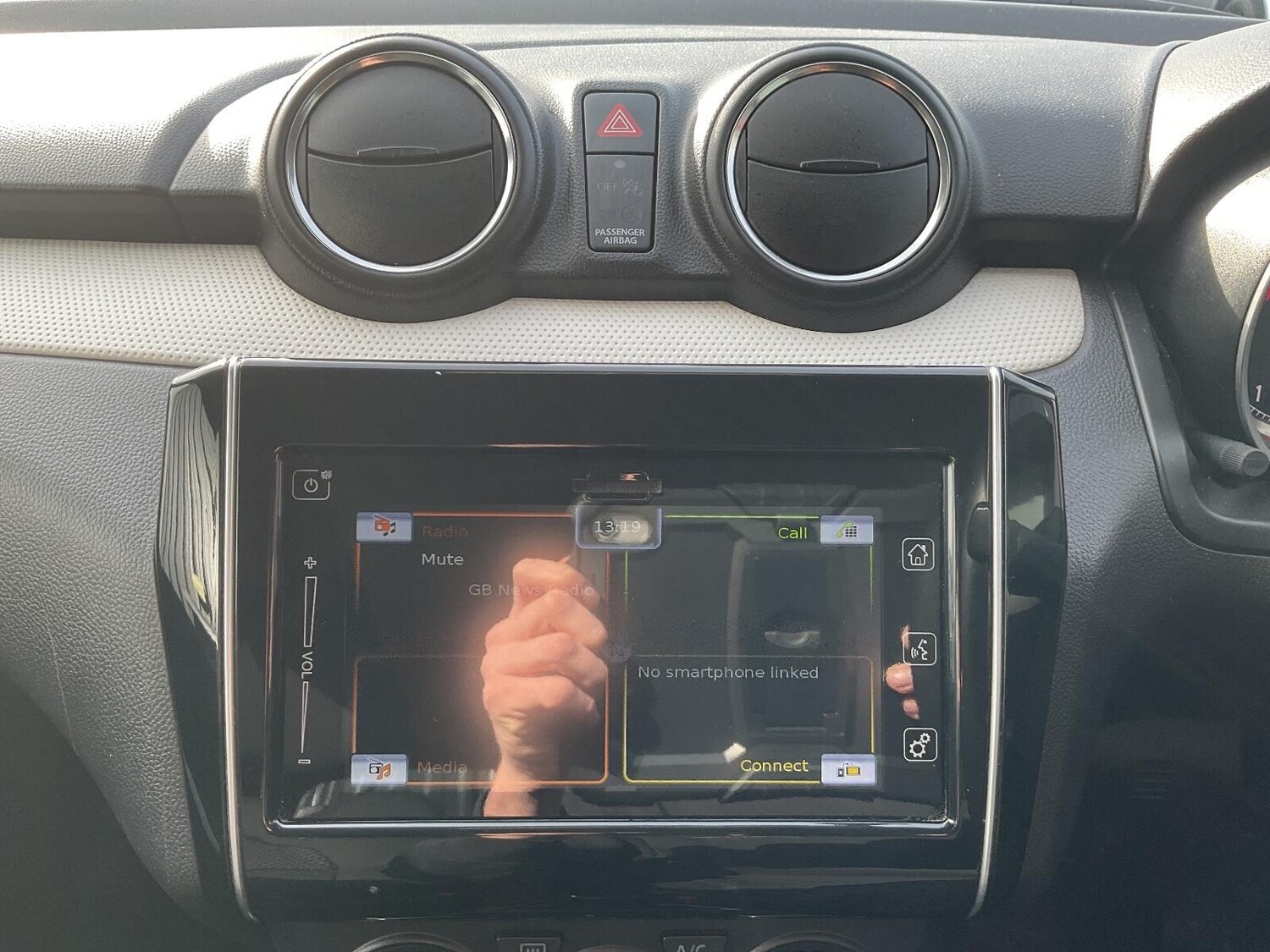 Used Suzuki Swift 2022 for sale - 76399366: Photo 20