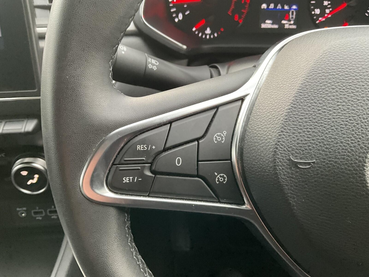 Used Renault Captur 2020 for sale - 76499798: Photo 12