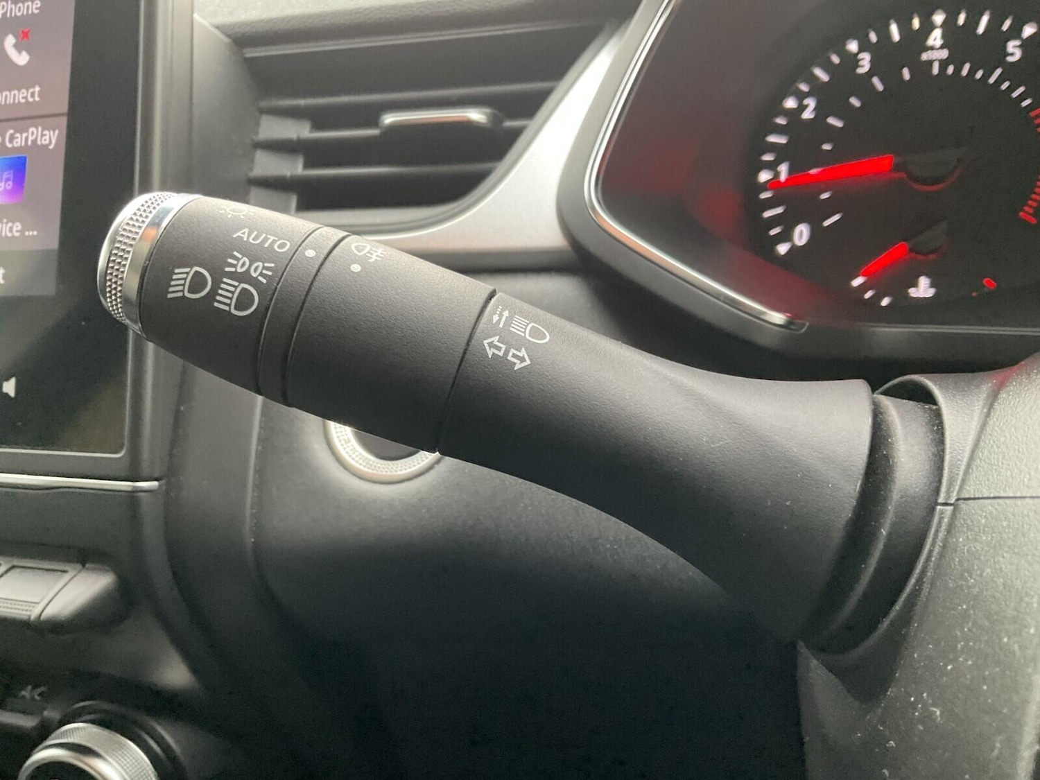 Used Renault Captur 2020 for sale - 76499798: Photo 14