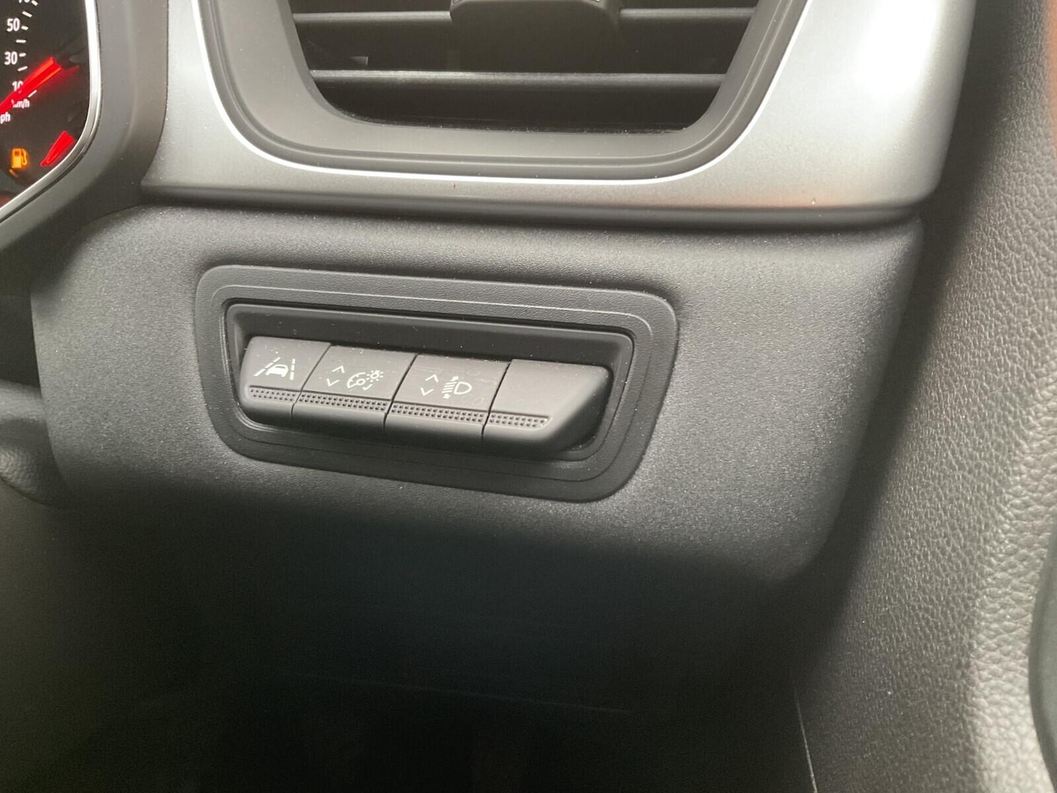 Used Renault Captur 2020 for sale - 76499798: Photo 17