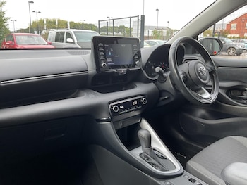 Used Toyota Yaris 2021 for sale - 75826082: Photo