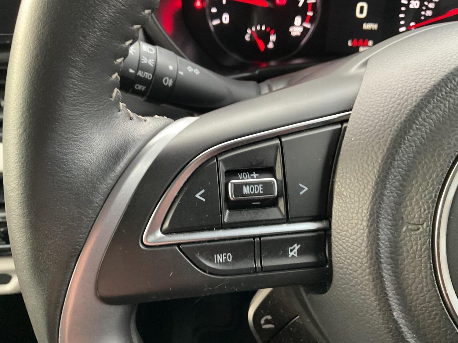 Used Suzuki Swift 2024 for sale - 76752606: Photo 11