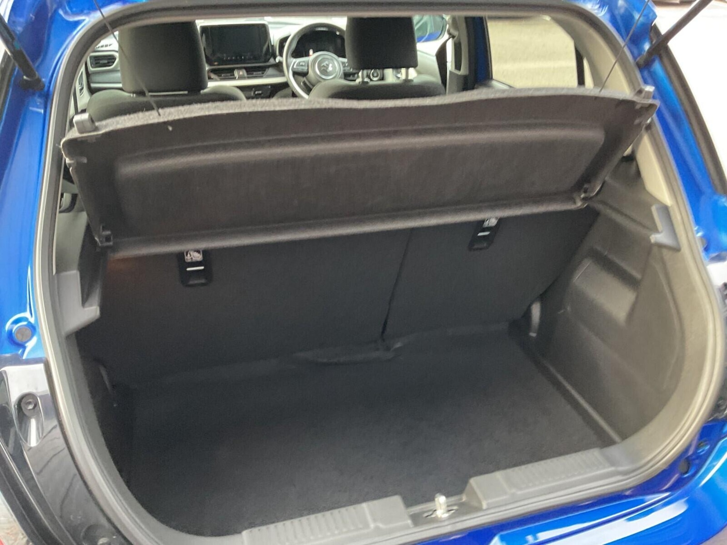 Used Suzuki Swift 2024 for sale - 76752606: Photo 35