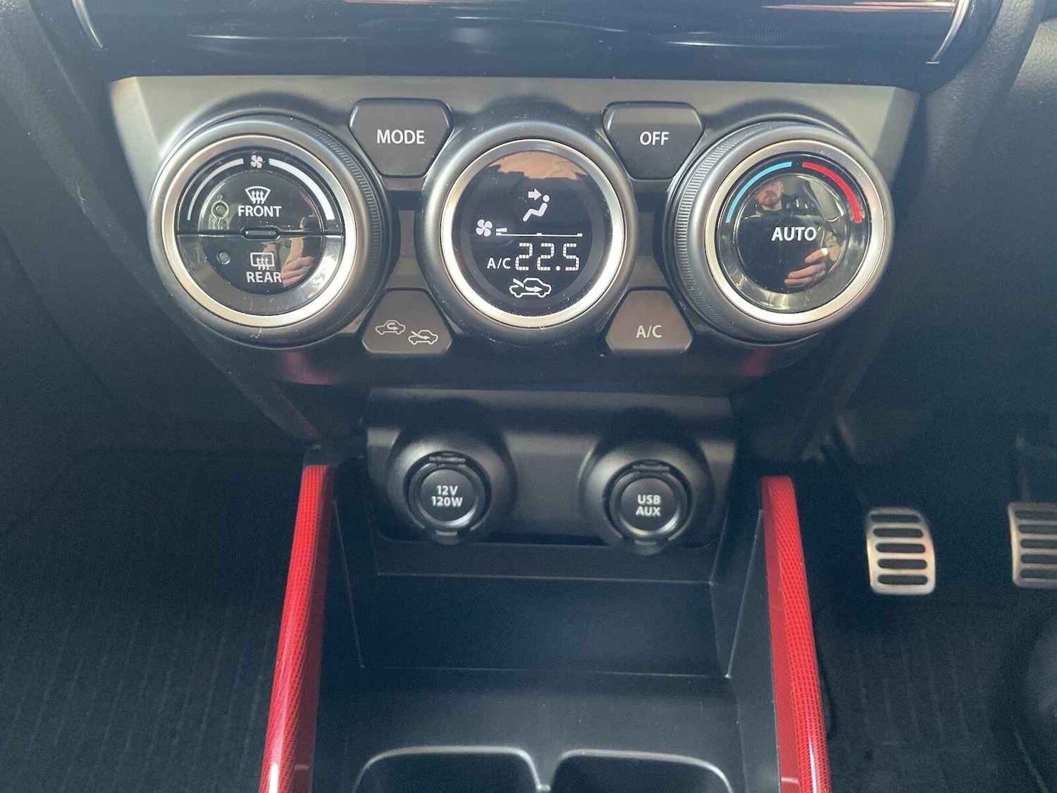 Used Suzuki Swift 2024 for sale - 76370413: Photo 15