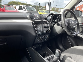 Used Suzuki Swift 2019 for sale - 75826076: Photo
