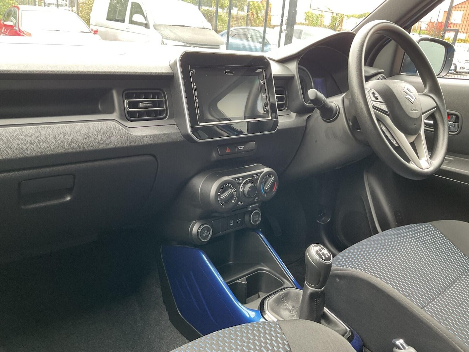 Used Suzuki Ignis 2023 for sale - 76013121: Photo 2