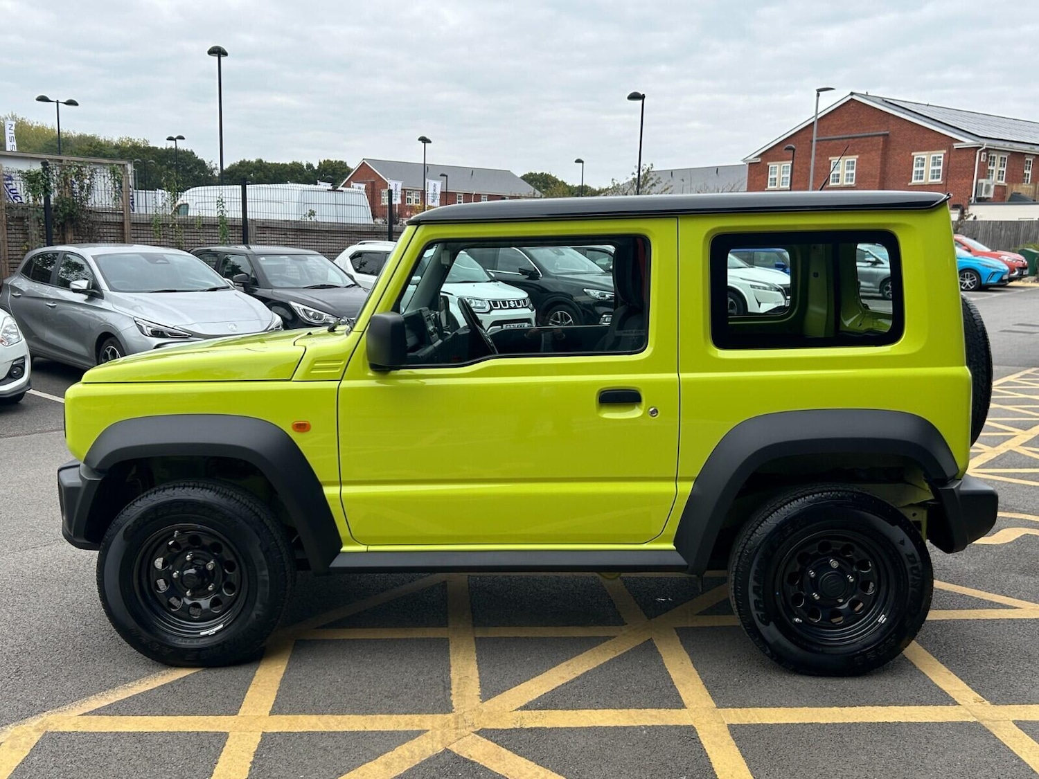 Used Suzuki Jimny 2024 for sale - 76306915: Photo 11