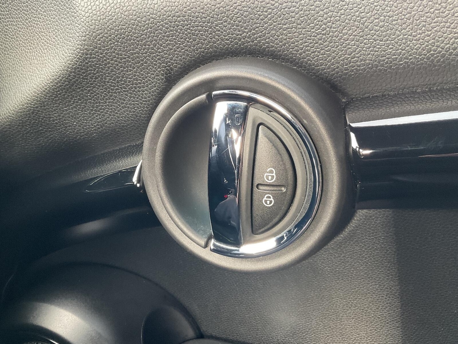 Used MINI Hatch 2019 for sale - 76446828: Photo 15