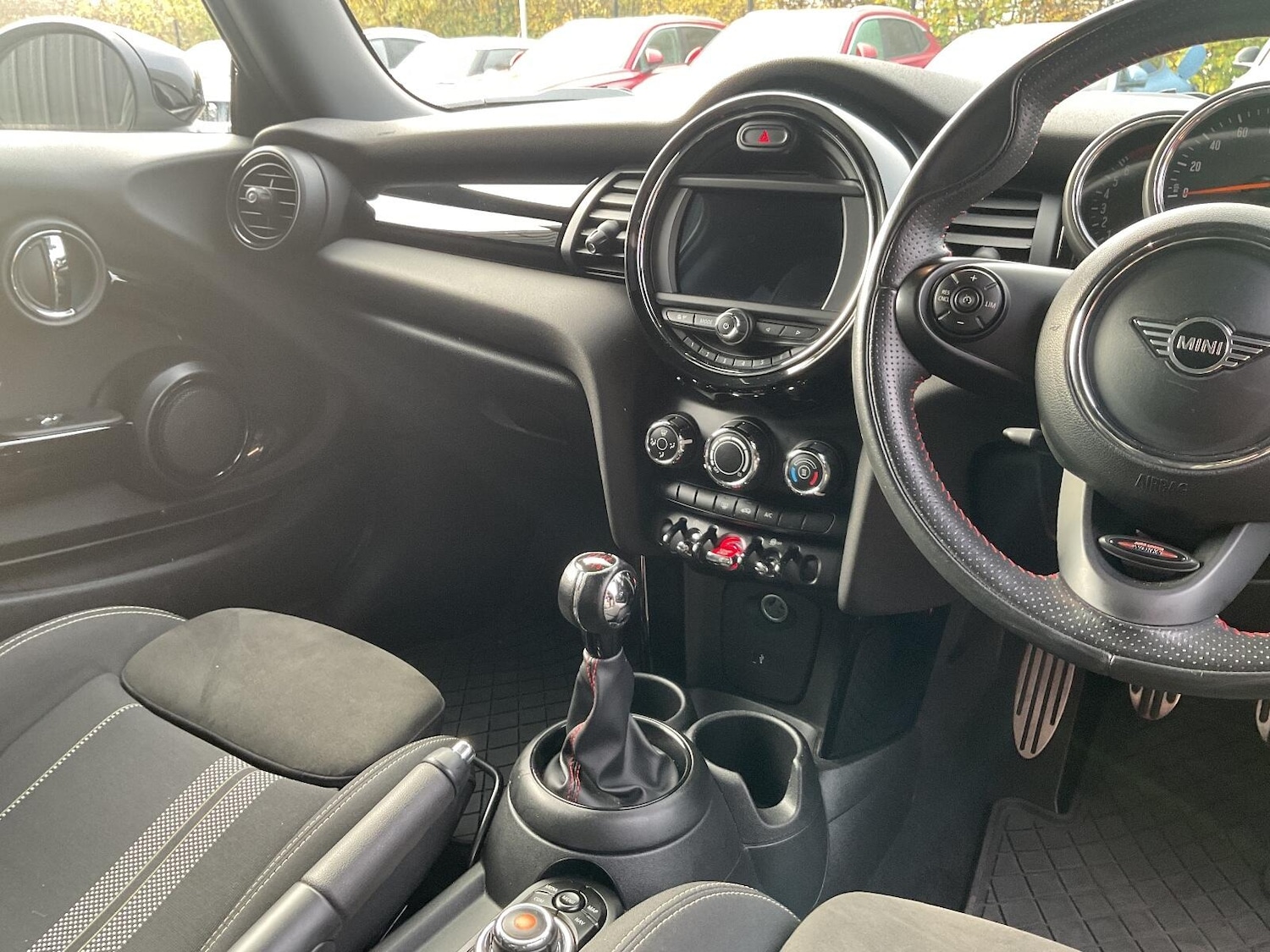 Used MINI Hatch 2019 for sale - 76446828: Photo 27
