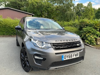 Used Land Rover Discovery Sport 2018 for sale - 78945354: Photo