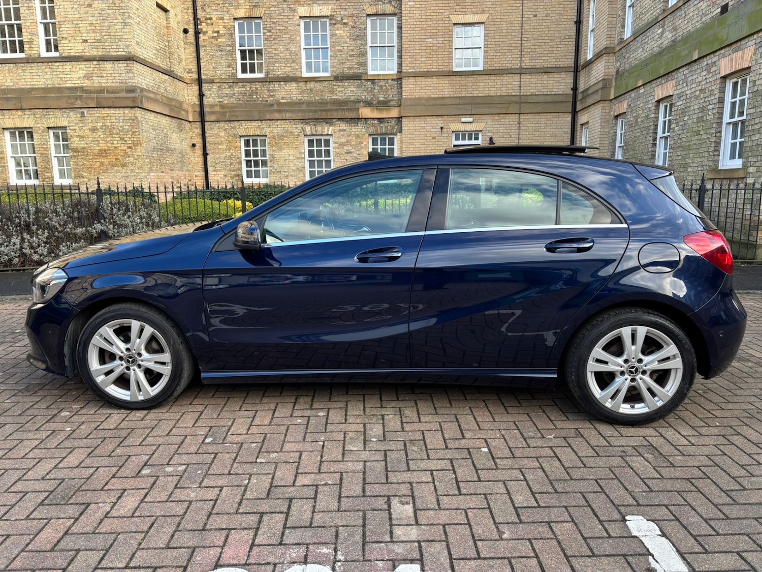 Used Mercedes-Benz A-Class 2017 for sale - 78112435: Photo 6