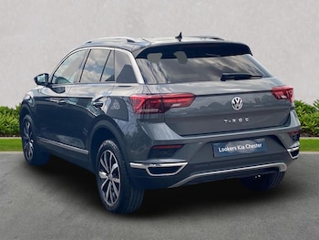 Used Volkswagen T-Roc 2018 for sale - 75542247: Photo