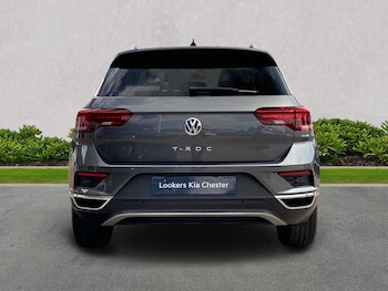 Used Volkswagen T-Roc 2018 for sale - 75542247: Photo