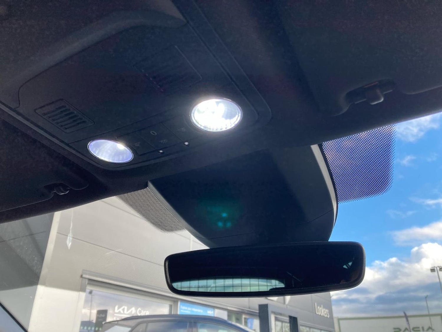 Used Skoda Octavia 2018 for sale - 76436556: Photo 14