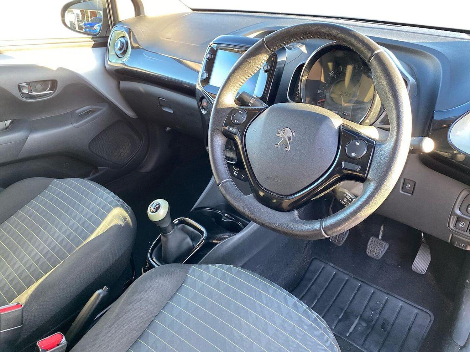Used Peugeot 108 2021 for sale - 76030484: Photo 15