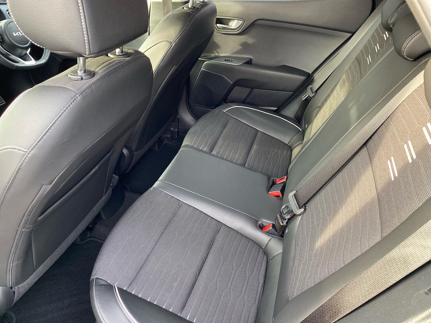 Used Kia Stonic 2024 for sale - 78195726: Photo 16