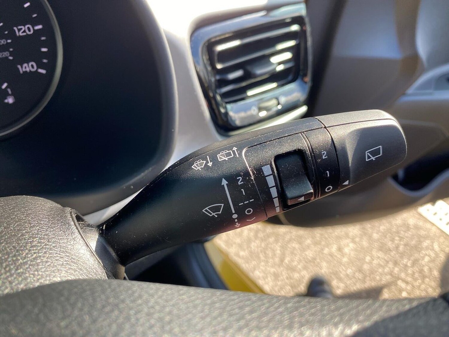 Used Kia Rio 2023 for sale - 76114356: Photo 28