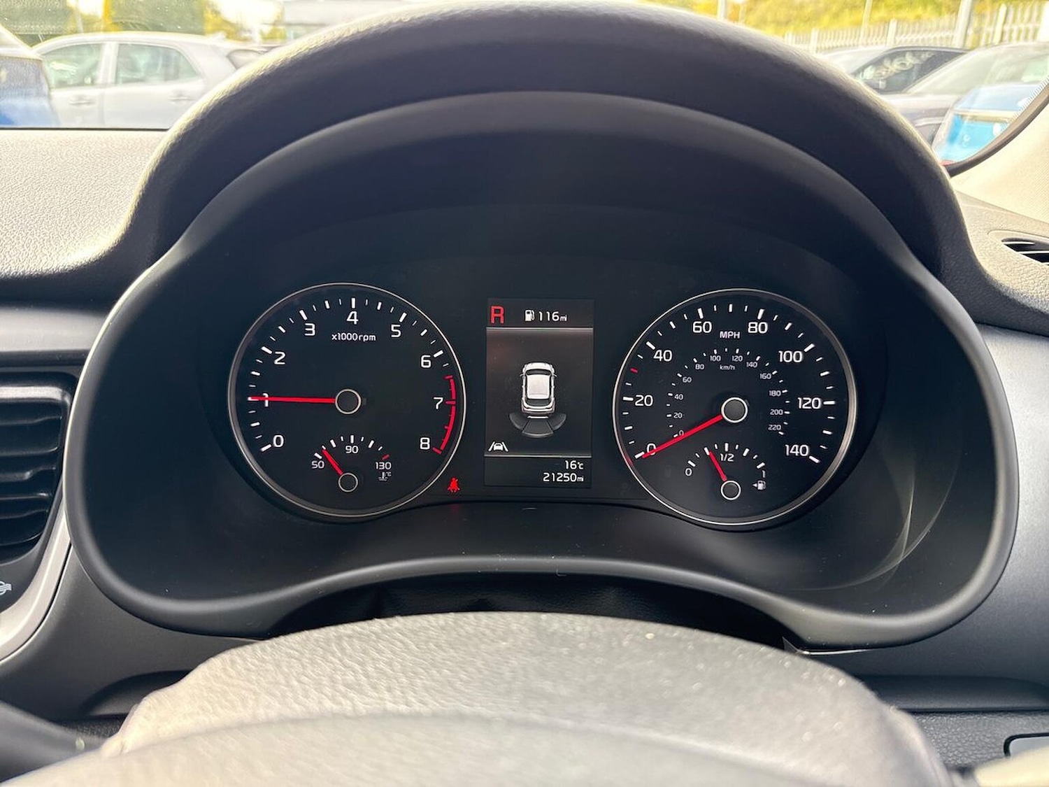 Used Kia Stonic 2023 for sale - 76666181: Photo 19