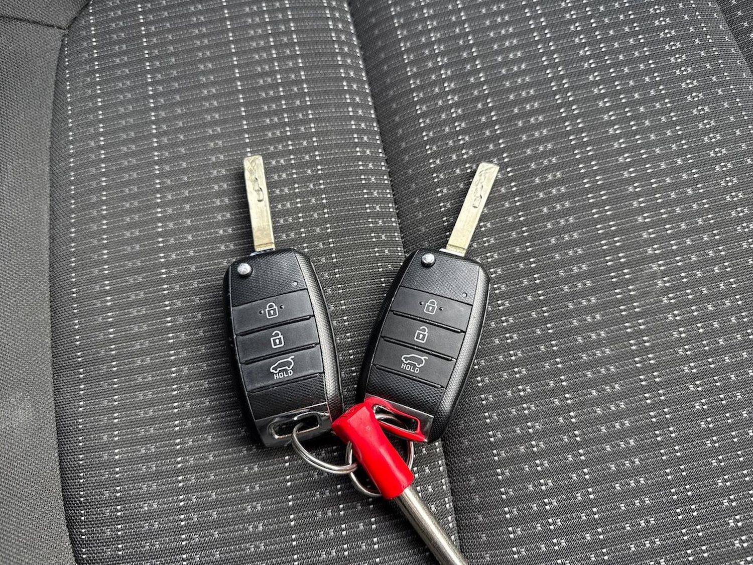 Used Kia Stonic 2023 for sale - 76666181: Photo 31