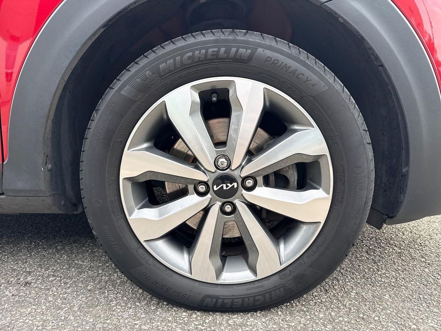 Used Kia Stonic 2023 for sale - 76666181: Photo 6